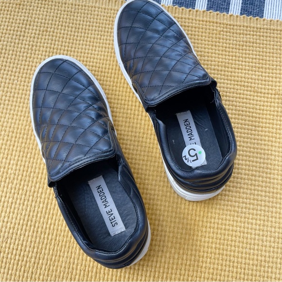 STEVE MADDEN ECENTRCQ BLACK QUILTED FAUX LEATHER SLIP ON SNEAKER - Picture 8 of 12